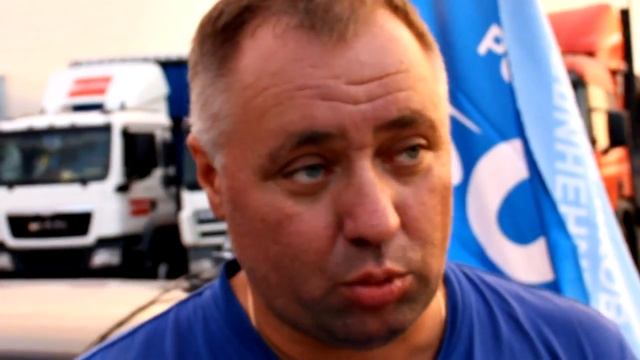 Лидер ОПР Андрей Бажутин обращается к дальнобойщикам смотреть онлайн
