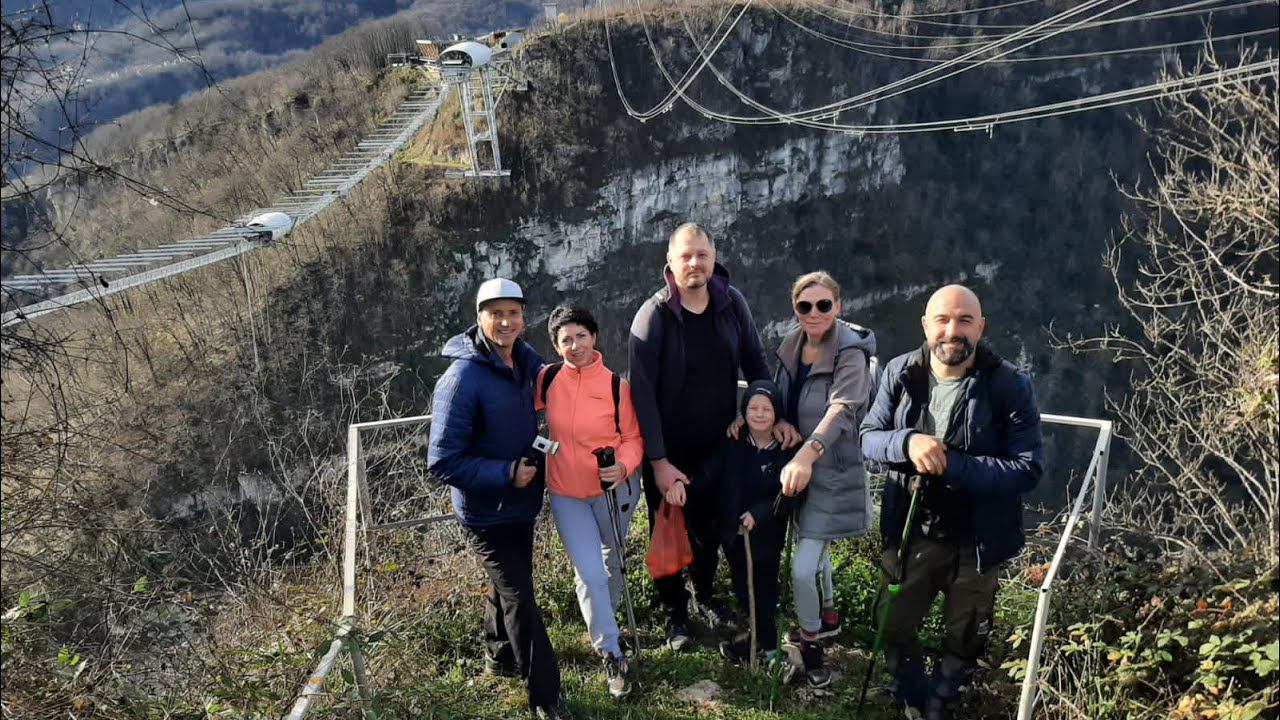 Поход на Дзыхринский водопад! Ахштырский храм. Мы выше Скайпарка. Царский мост. Море, пляж Дагомыс. смотреть онлайн