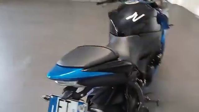 Suzuki GSX-S 1000 F blu-nera '20 смотреть онлайн