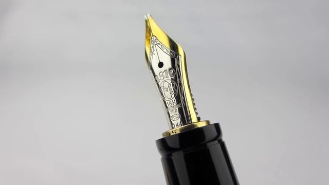 Montblanc Bohème Doué Retractable Nib Fountain Pen Review