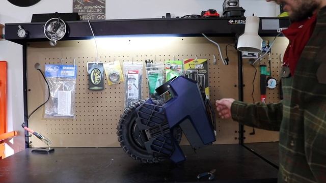 MTEN 4 - Mini Electric Unicycle Unboxing смотреть онлайн
