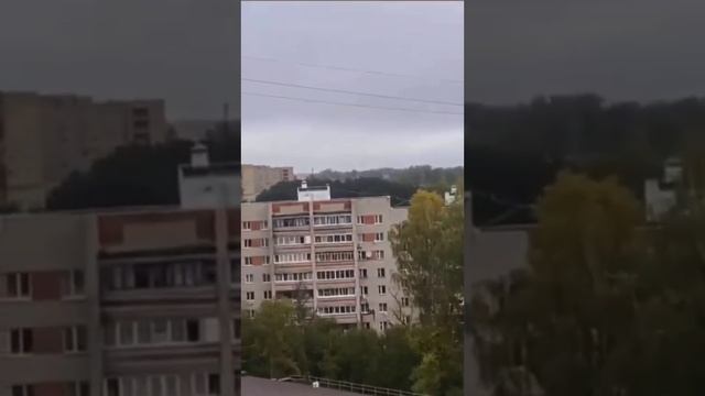 ??Экстренно ❗️?Момент падения беспилотника в Смоленске сегодня утром ❗️? смотреть онлайн