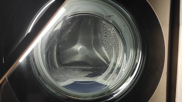 Cleaning Cycle | LG Vivace F4DN408S2T смотреть онлайн