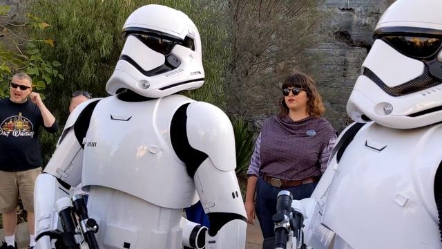 Getting snippy with Kylo Ren смотреть онлайн
