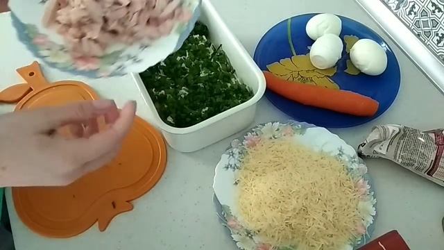 Салат "Одуванчик"?! Очень вкусный! смотреть онлайн