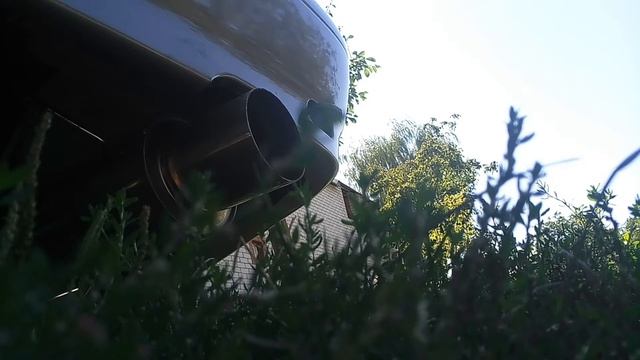Прямоточный глушитель HKS звук на двигателе SR20DE на Nissan Primera P11 смотреть онлайн