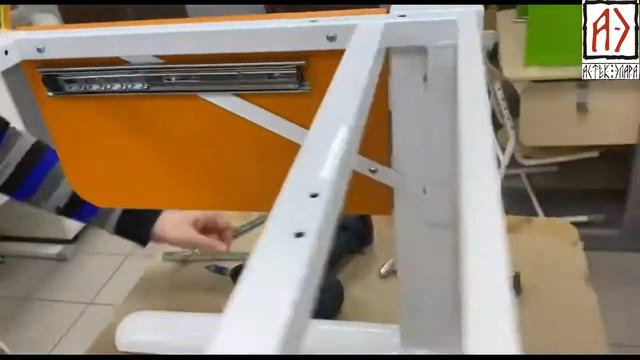 Стулья для столовой