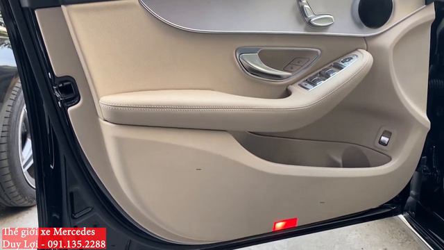 Bán xe Mercedes C180 sản xuất 2020 chạy 9000km màu đen nội thất kem | Thế Giới Xe Mercedes смотреть онлайн
