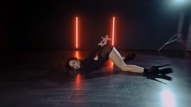 Frame up strip - Фрейм ап Стрип . Танцы в самом центре Спб смотреть онлайн