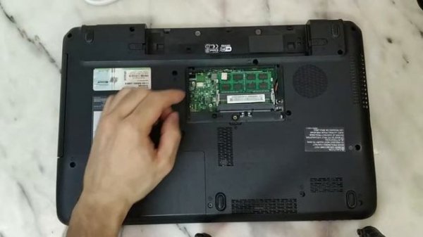 How To Install more RAM on a Toshiba Satellite L650-11F