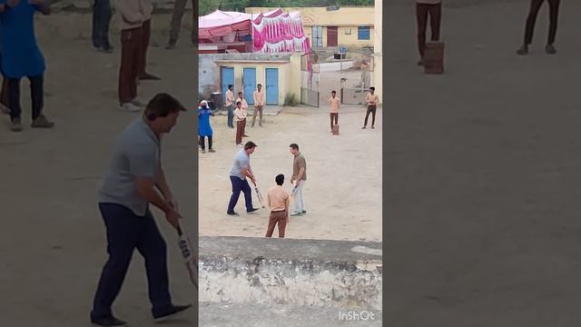 Jeremy Renner Vations #disneyplus