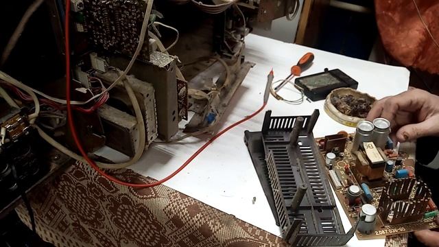 Телевизор Чайка 61ТЦ - 423 ДВ смотреть онлайн