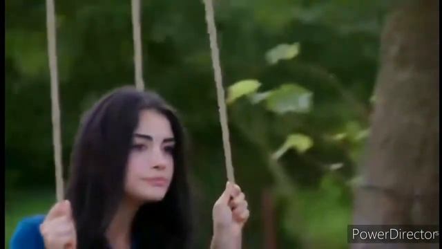 Качаются на качелях... смотреть онлайн