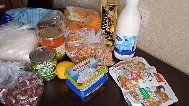 Небольшой обзор продуктов. Посылочка от Людмилы! смотреть онлайн