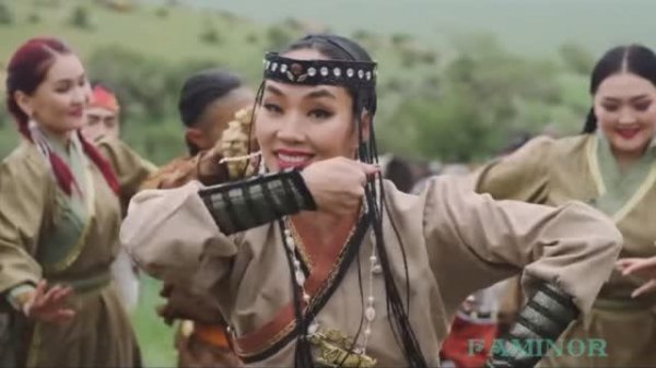 "Shudin boyinda" 2  "Шудын Бойында"  Танцуют все