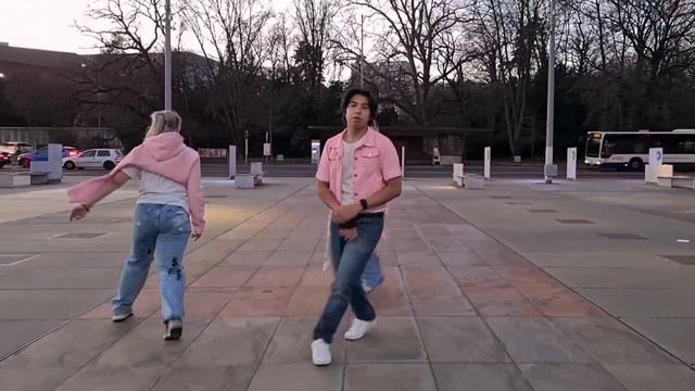 [K-POP IN PUBLIC IN SWITZERLAND] STRAY KIDS - CASE 143 Dance Cover by Azure Lake смотреть онлайн