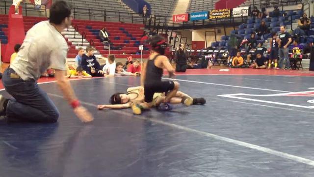 LIL' ROLAND RISO - BEAT THE STREETS WRESTLING - THE PALESTRA, PHILLY, PA - 1/17/15 смотреть онлайн
