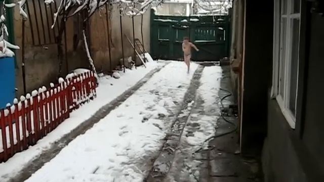 зима 2010 мишутка зажигает )) смотреть онлайн