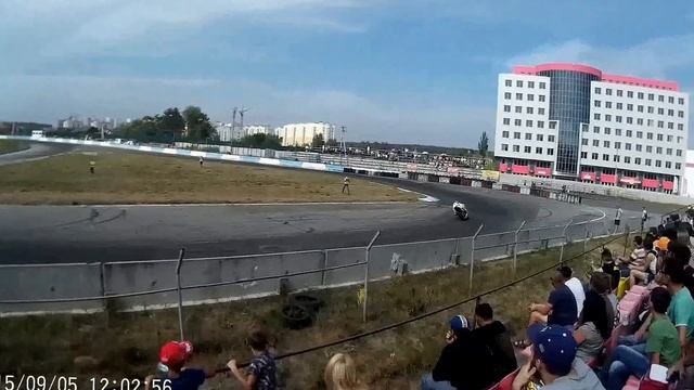 СТК Чайка 5.09.15 Чемпионат Украины. Шоссейно-кольцевые мотоциклетные гонки. смотреть онлайн