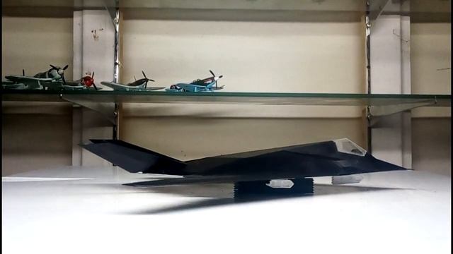 Монстр из коробки 1:72. Lockheed Martin F-117 Nighthawk. ZVEZDA VS ITALERI