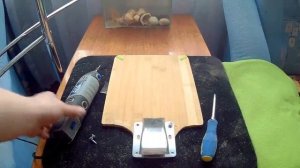 Зажим для чистка рыбы с Алиэкспресс.  Удобная разделочная доска