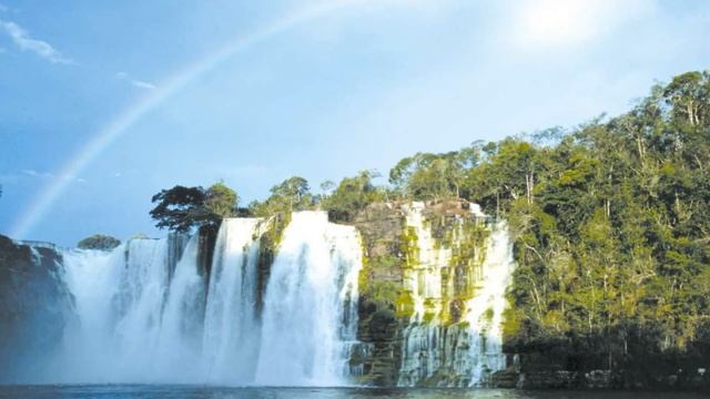 Боливия. Национальный парк Ноэль-Кемпфф-Меркадо. смотреть онлайн