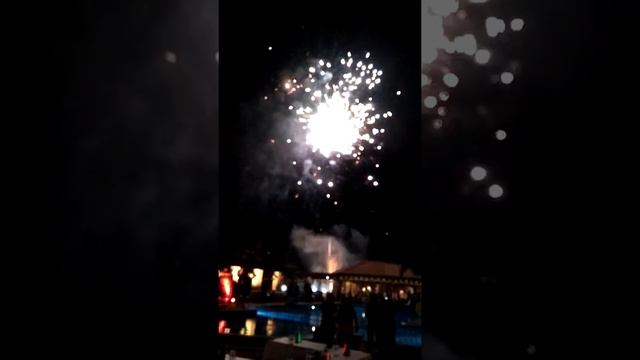 New year fire crackers in Dukes hotel смотреть онлайн