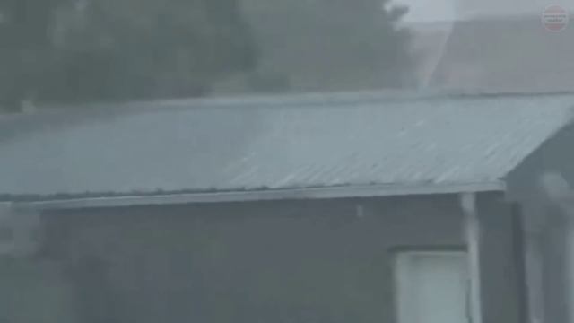 Cyclone Freddy with 180 km/h winds hit Madagascar! Storm surges in Mauritius смотреть онлайн