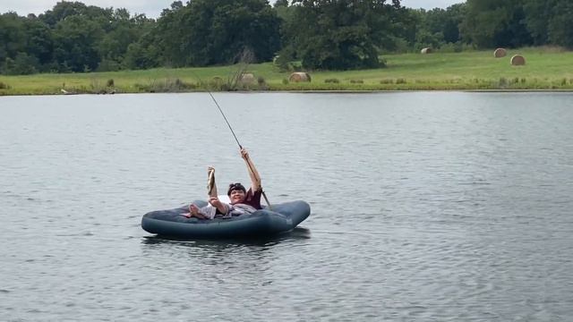 Air Mattress Fishing Challenge (Fishing From BED) смотреть онлайн