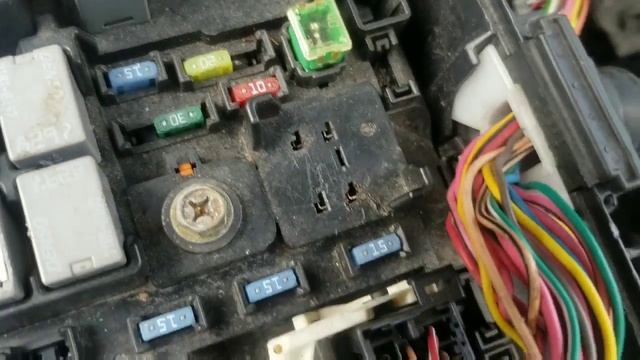 How To Start Car With No Key (For Free) смотреть онлайн