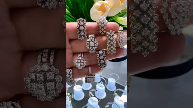 Золото с бриллиантами, Бакинские бриллианты, gold with diamond #diamond #dubaijewellery #дубай смотреть онлайн