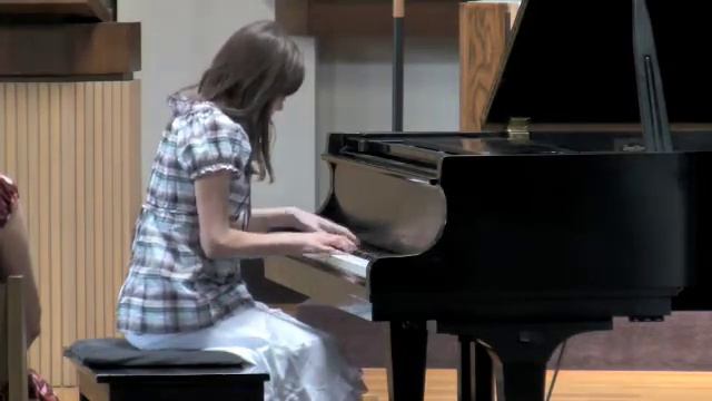 A12 Amanda -Mompou, Sad Bird смотреть онлайн