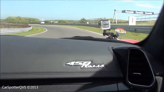 Ferrari 458 Italia FLATOUT on the Circuit! 243 km/h (1080p HD) смотреть онлайн