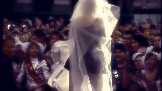 Тина Кароль / День выпускника 2011 / Майдан (7) смотреть онлайн