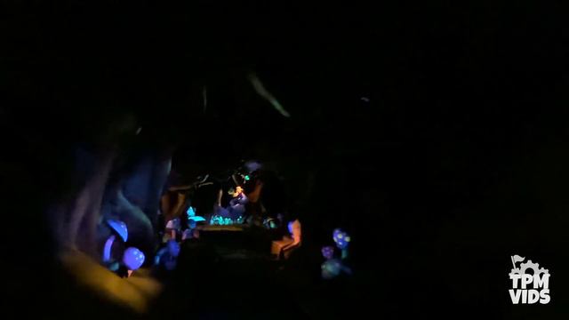 Splash Mountain Farewell Disneyland- FULL Ride POV [4K] Log Flume Ride смотреть онлайн