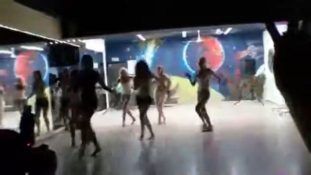 Женский стиль в сальсе (Пепо и Фидель) смотреть онлайн