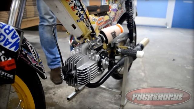 Win the Puch Maxi 70cc kickstart engine: Engine runs! смотреть онлайн