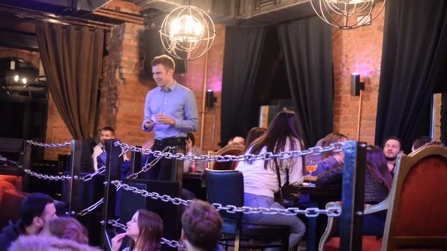 Квиз "Что? Где? Когда?" в баре. Интеллектуальная игра в Москве. смотреть онлайн