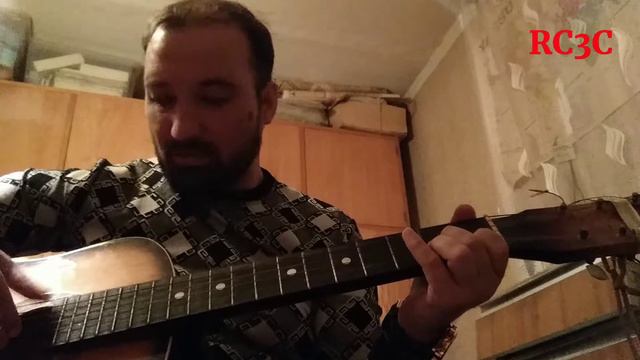 Пытаюсь вспомнить игру на гитаре смотреть онлайн