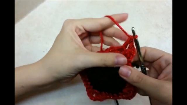How to Crochet a Granny Square - Mickey Mouse Granny Square Tutorial смотреть онлайн
