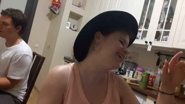 Черноморская интеллигенция - Я - московский озорной гуляка (С. Есенин) смотреть онлайн