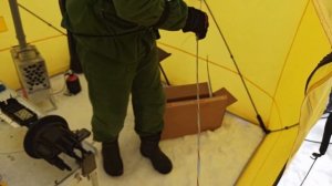 Зачистка кабеля, установка муфты, PON делителя и сварка оптического волокна.