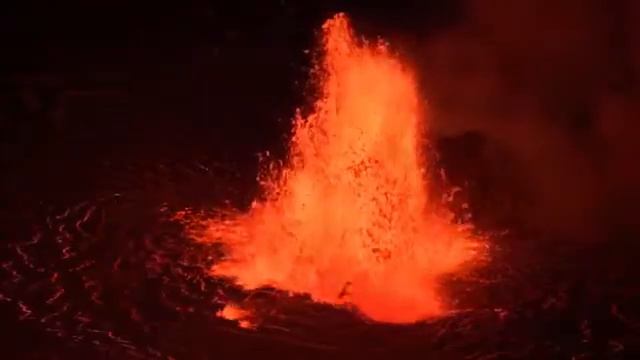 🌋Извержение вулкана Килауэа, Гавайи смотреть онлайн