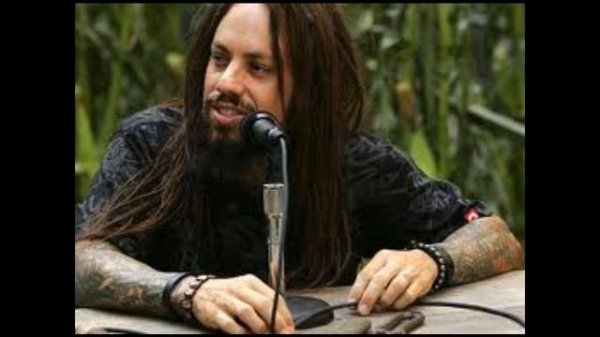 Lindsay Lohan's Dad's Song Performed By Reginald Moses