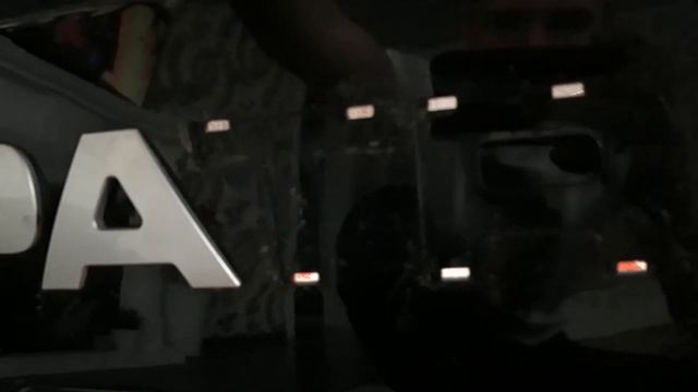 УАЗ ПАТРИОТ занимаюсь чехолом запасного колеса смотреть онлайн