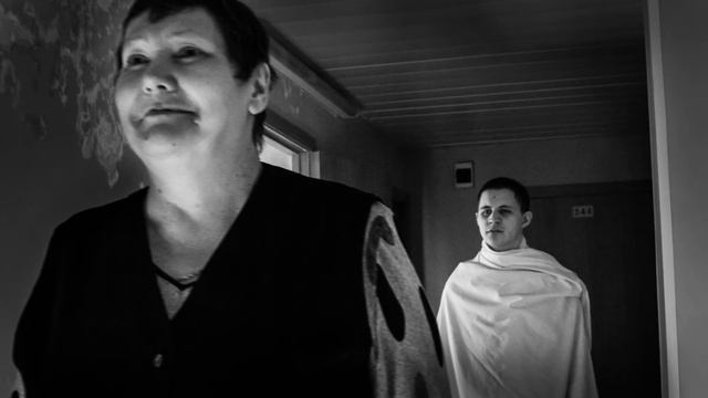 Фотораскадровка "Сквозь шум" (2016) смотреть онлайн