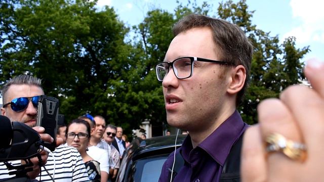 Павел Иванов после заседания Мосгорсуда смотреть онлайн