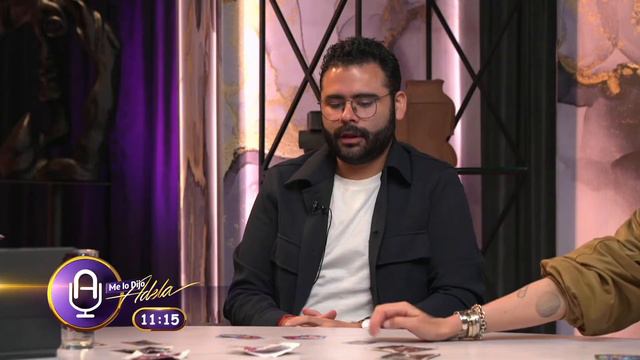 ADELA presume su ESTAMPA PANINI del álbum del MUNDIAL en QATAR смотреть онлайн