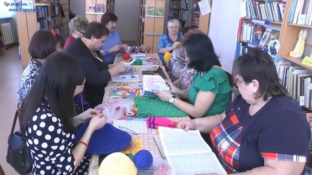 Эльвира Буланова, библиотекарь из села Большая Дергуновка, Большеглушицкий район смотреть онлайн