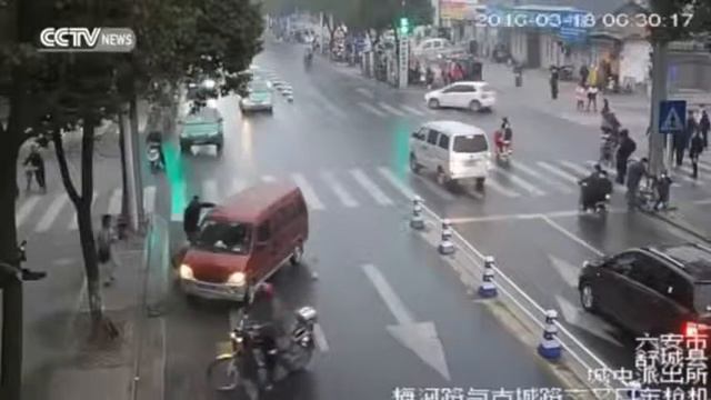 Спасти за 50 сек Другая Сторона Китая Save Over 50 Seconds China смотреть онлайн